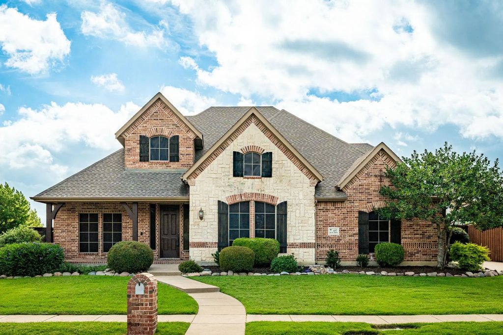 437 Quail Creek Drive, Murphy