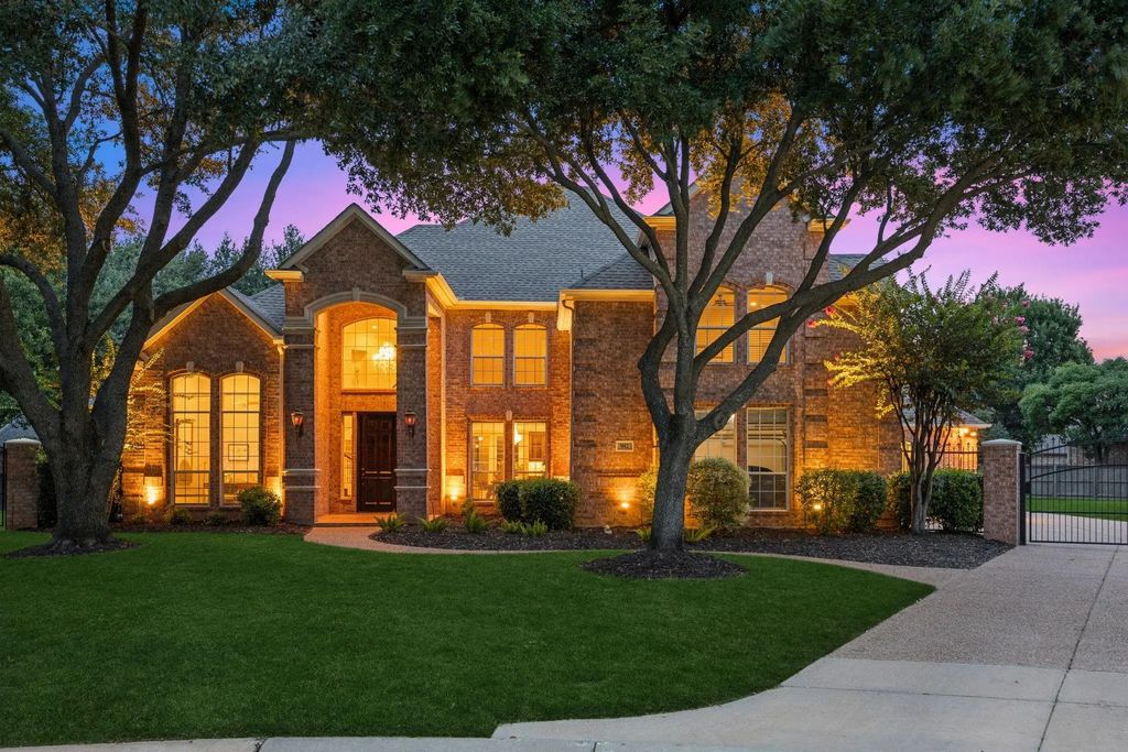 902 Aaron Way, Southlake