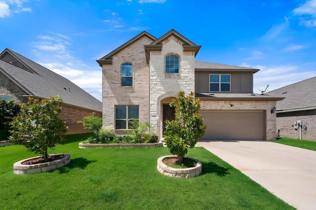 444 Windy Knoll, Fort Worth