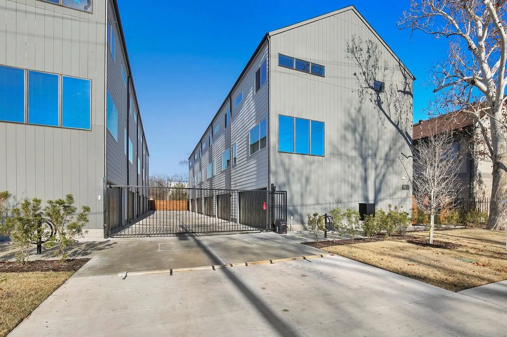 4713 Bryan Street 504, Dallas