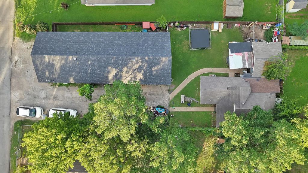 230 W Jerden Lane, Dallas