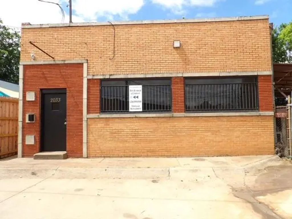 2033 Levee Street, Dallas