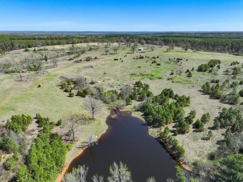 421 Cr 3875, Mineola