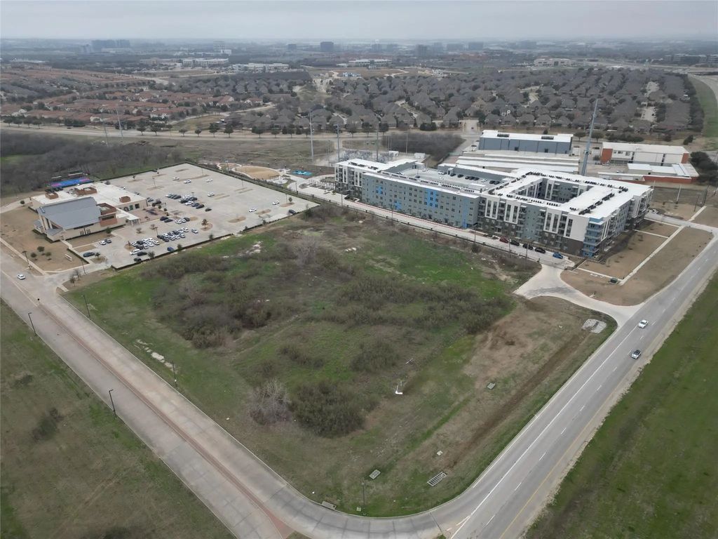 Swc I-635 & Camino Lago, Irving