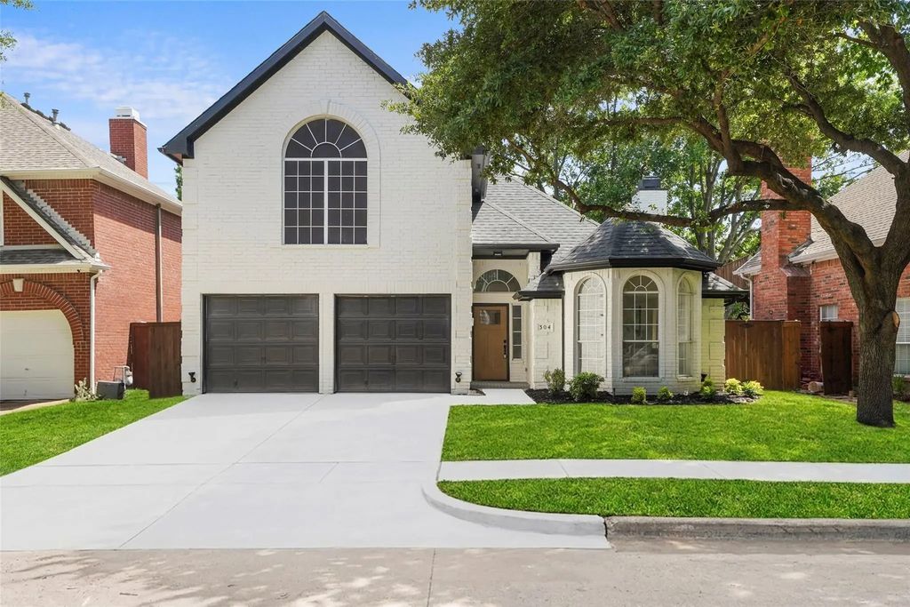 304 Riverwalk Lane, Irving