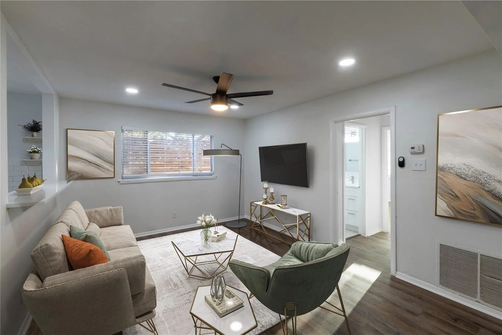 5921 Gaston Avenue K, Dallas