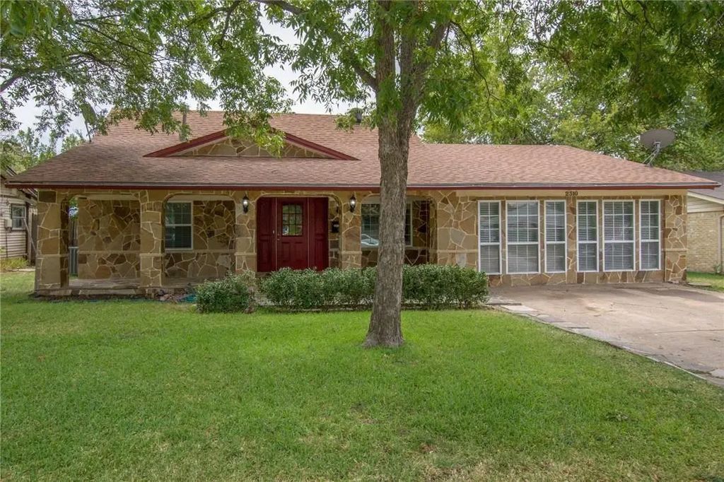 2310 Ridgedale Drive, Carrollton