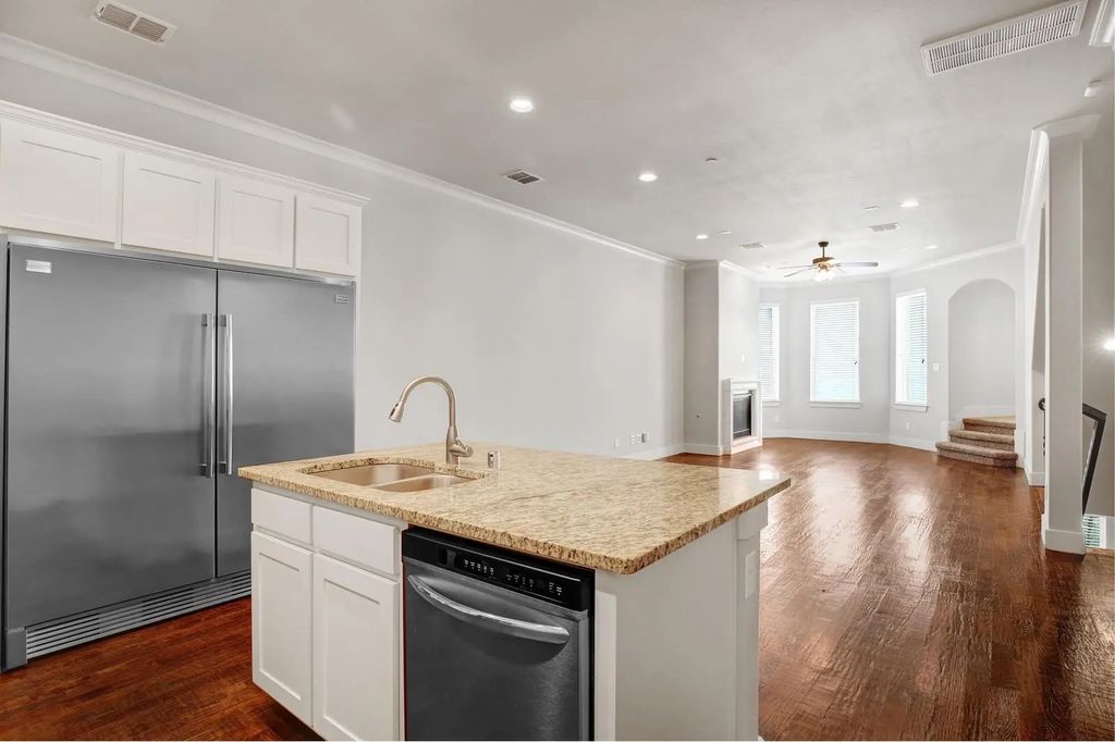 4111 Rawlins Street 403, Dallas