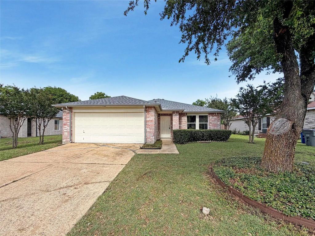 1729 Spinnaker Way, Wylie