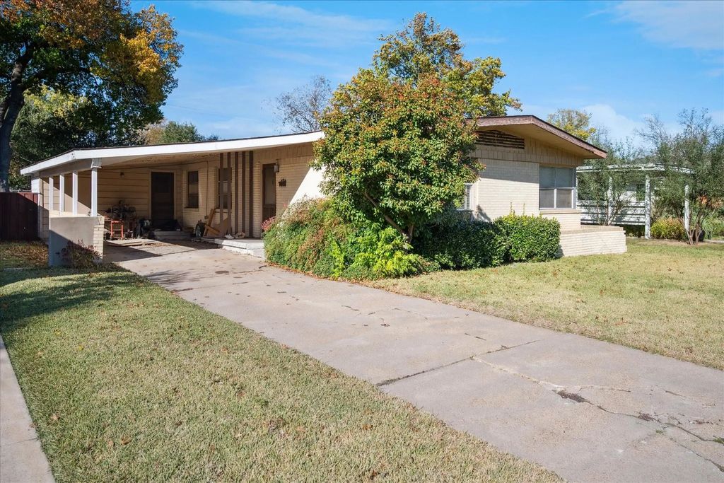 7207 Dalewood Lane, Dallas