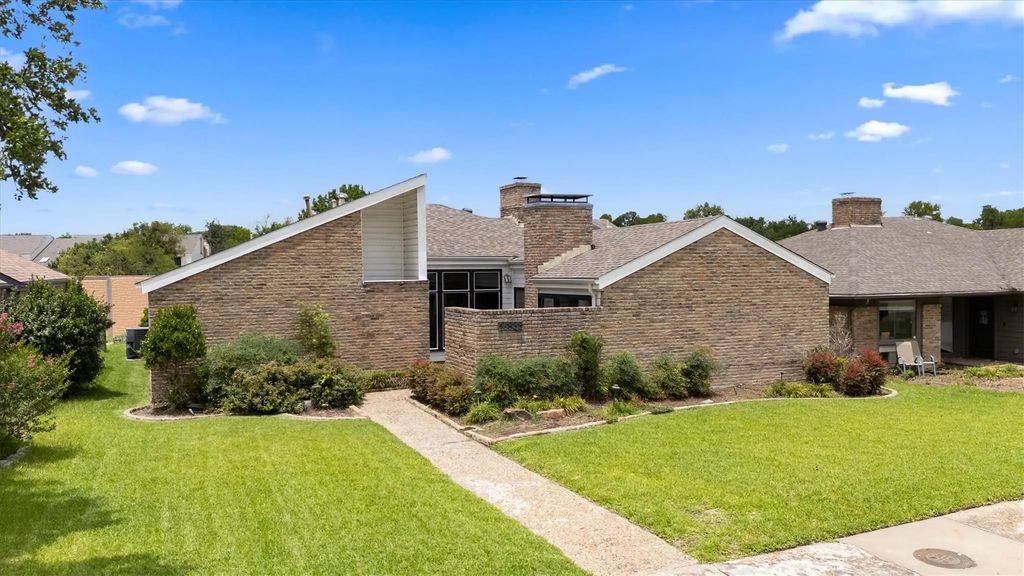 16833 Davenport Court, Dallas