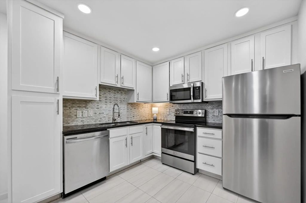 5111 Skillman Street 224, Dallas