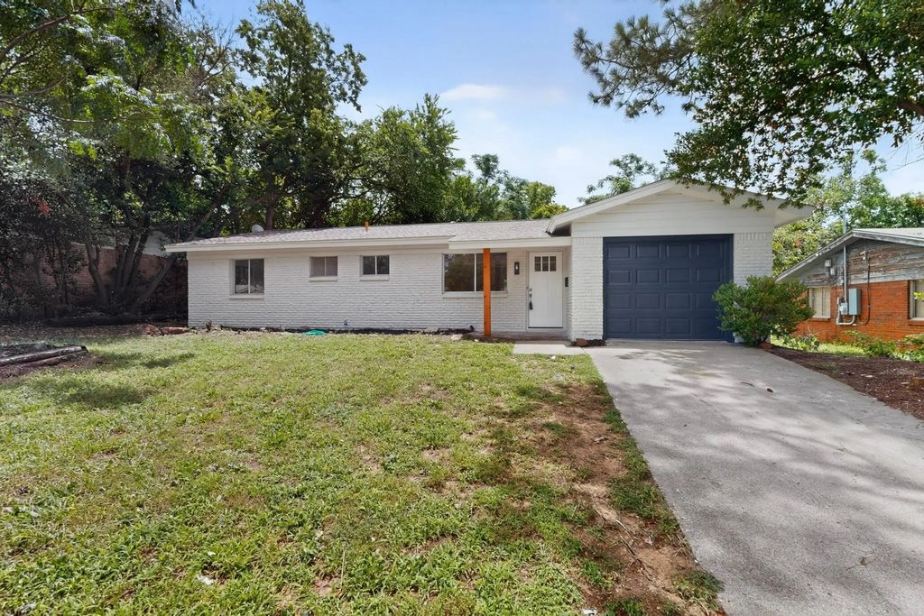 7366 Norma Street, Fort Worth