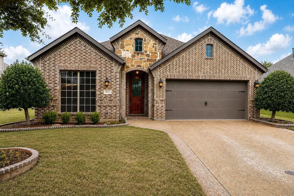 502 Madrone Trail, Forney