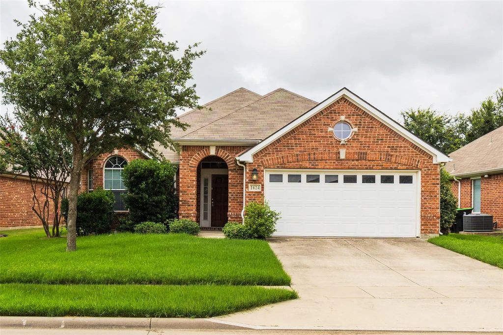 1624 Morning Dove Drive, Aubrey