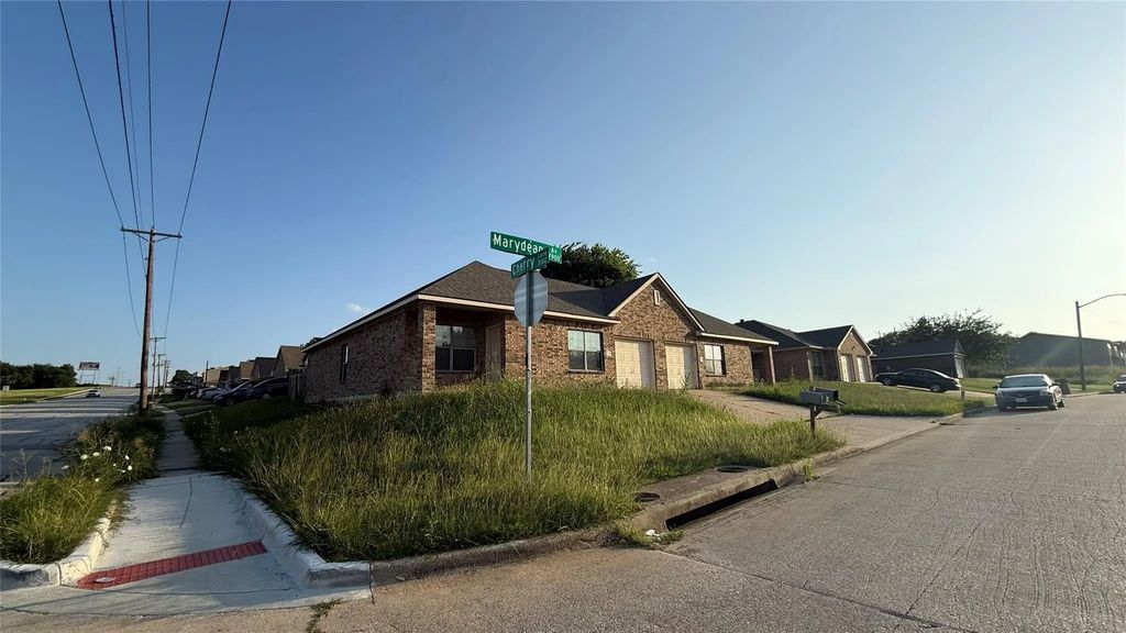 7901 Marydean Avenue, Fort Worth