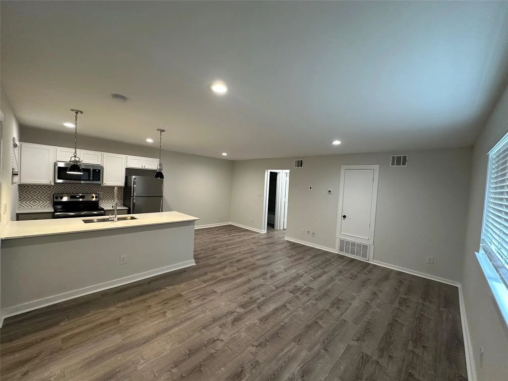 5018 San Jacinto Street 107, Dallas