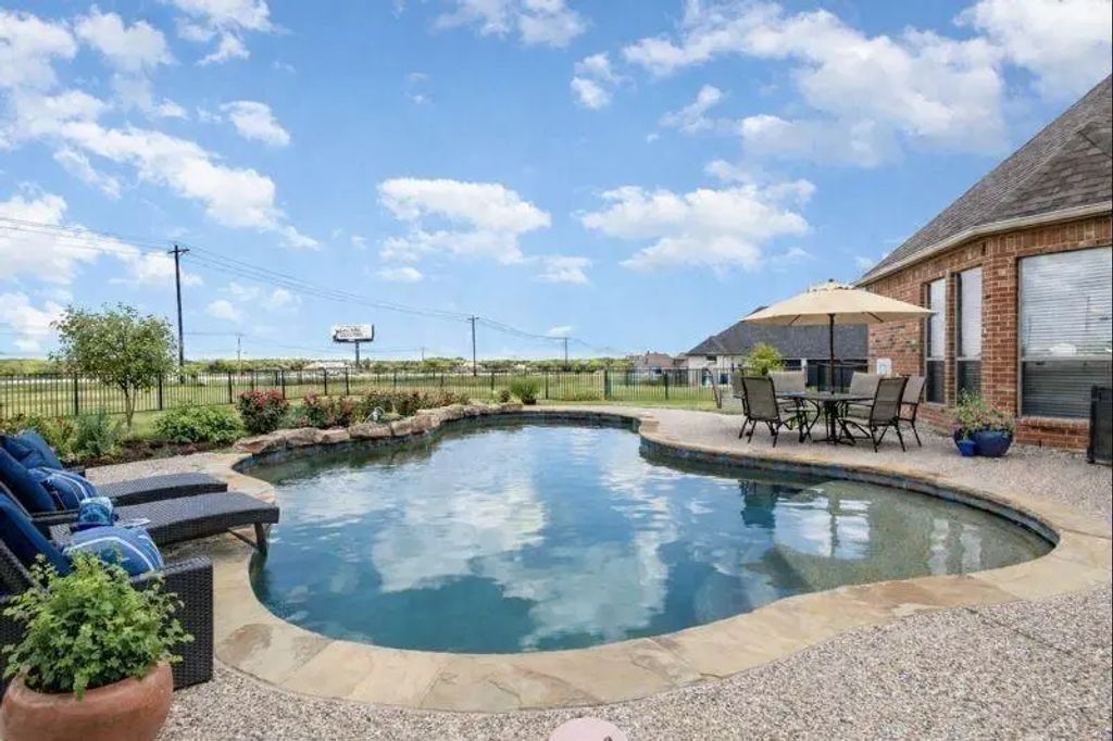 123 Ranch House Road, Rockwall