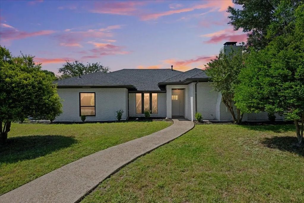5856 Winding Woods Trail, Dallas