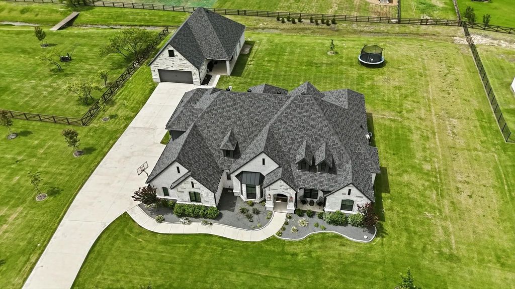 3101 Stardust Lane, Northlake