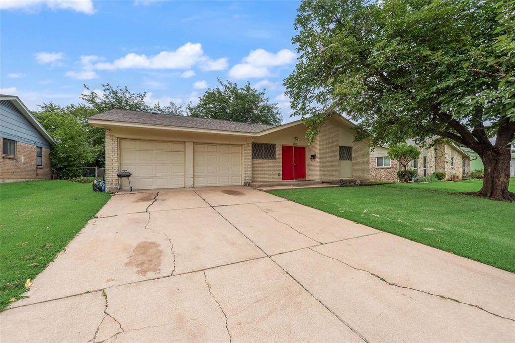 2510 Coulee Street, Irving