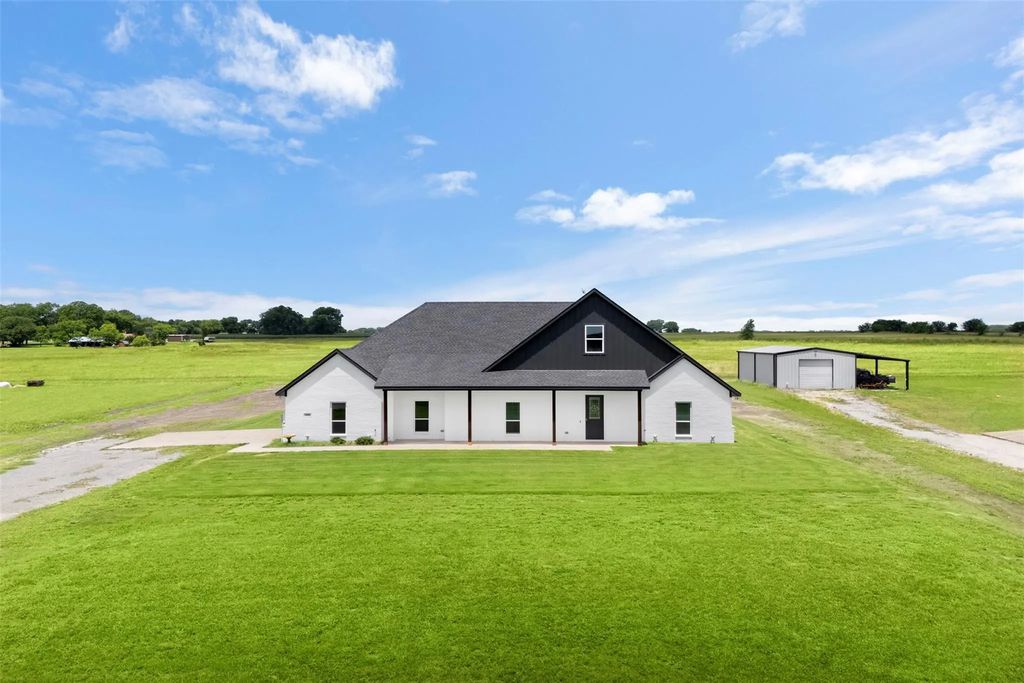 2000 Newton Road, Ferris