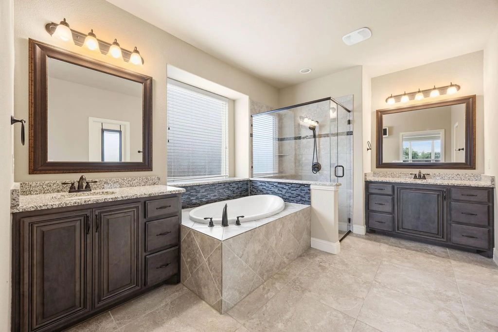 1116 Wedgewood Drive, Forney