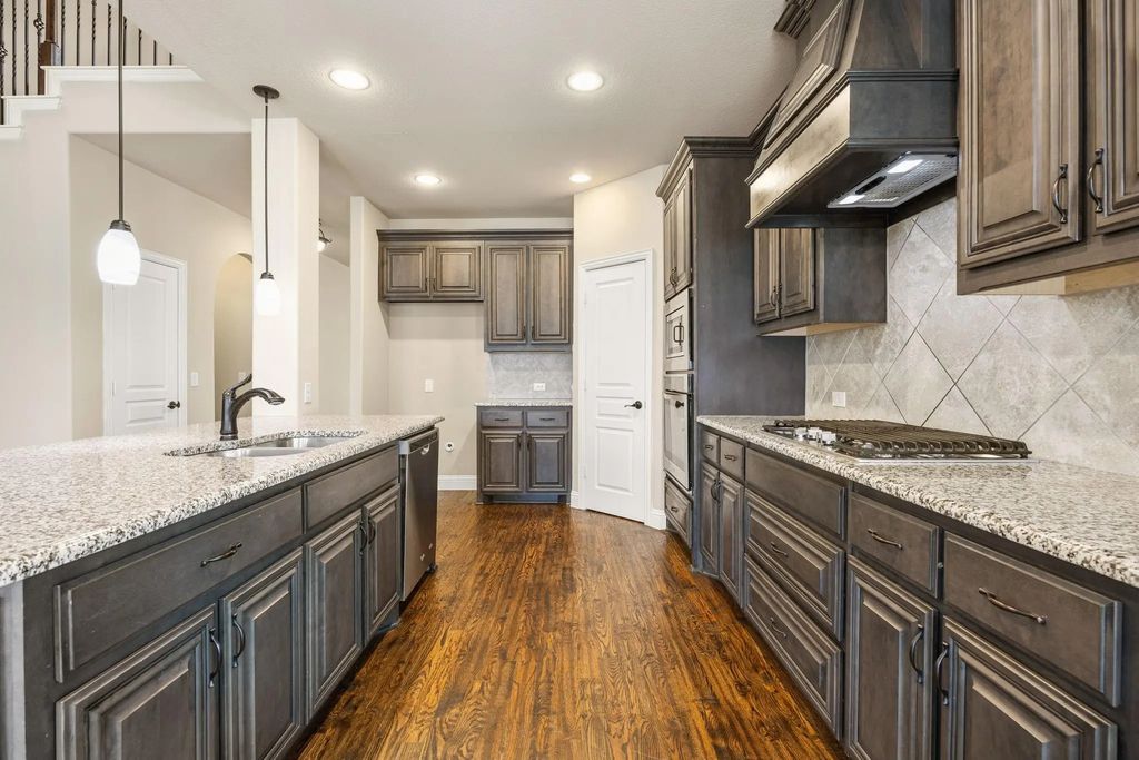 1116 Wedgewood Drive, Forney