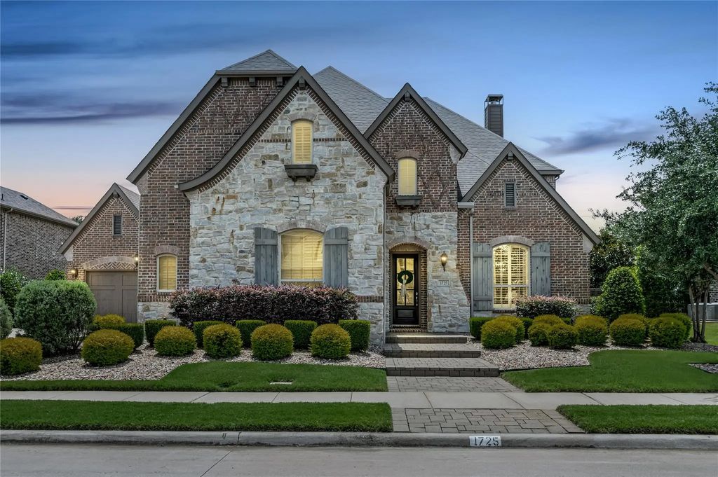 1725 Milford Drive, Flower Mound