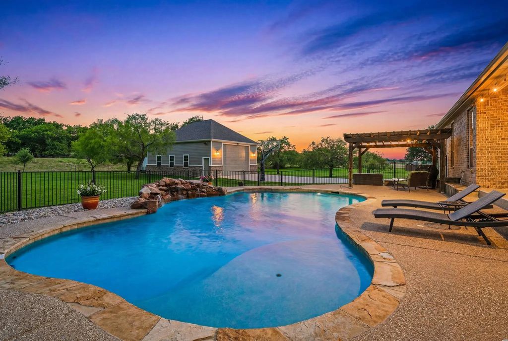 188 Bearclaw Circle, Aledo