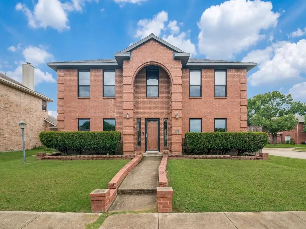 9102 Barton Creek Drive, Rowlett