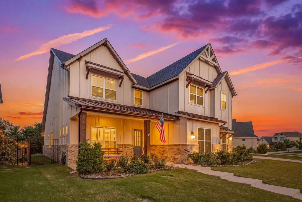 313 Westridge Trail, Aledo