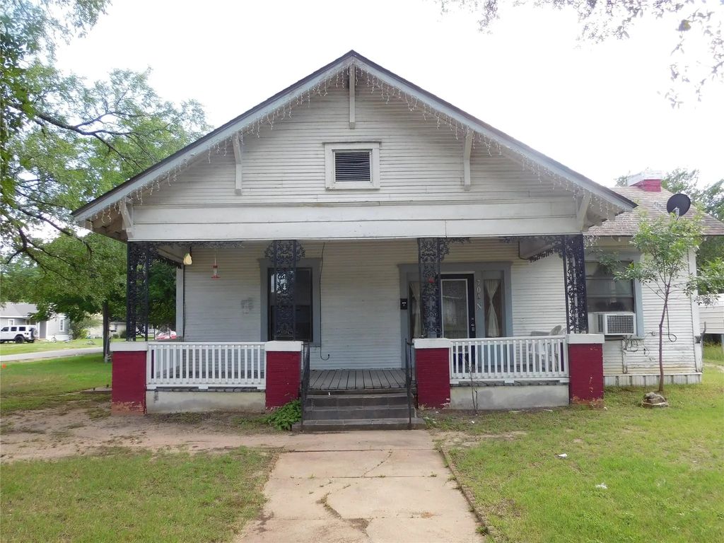 701 N Magnolia Avenue, Hubbard