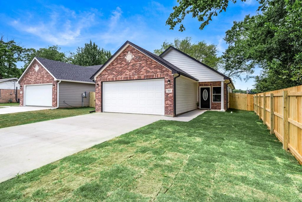 315 Ardis Street, Sulphur Springs