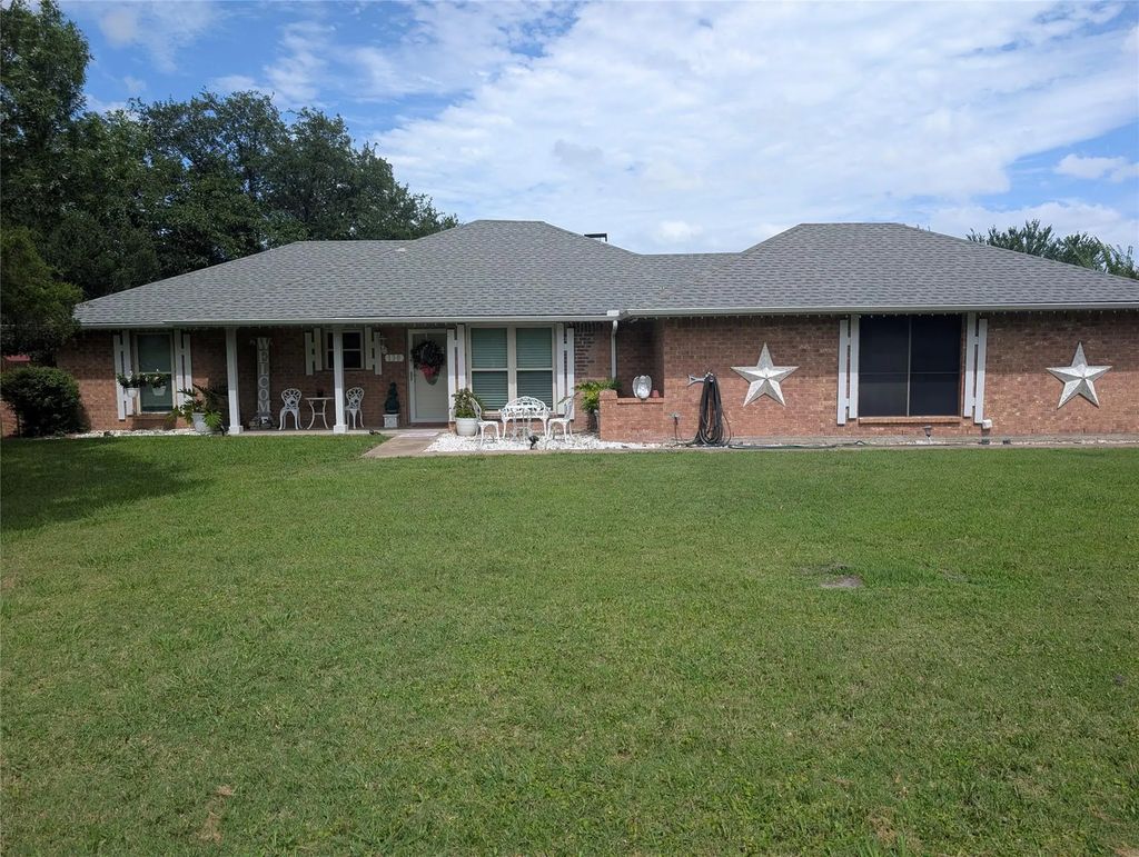 130 Mabry Lane, Red Oak