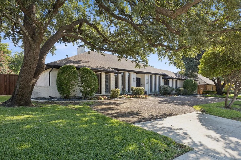 7010 Mckamy Boulevard, Dallas