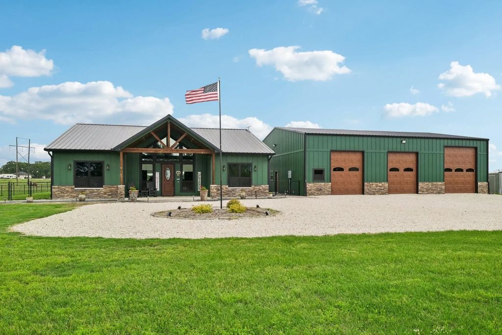1215 Rs County Road 2300, Emory