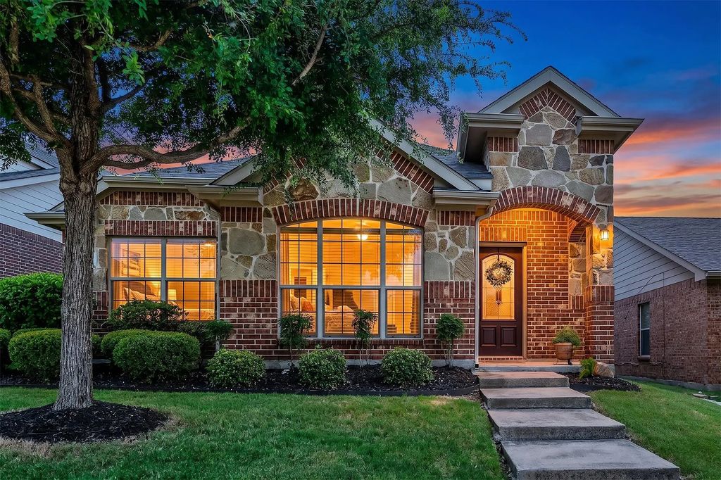 8932 Wild Rose Lane, Cross Roads