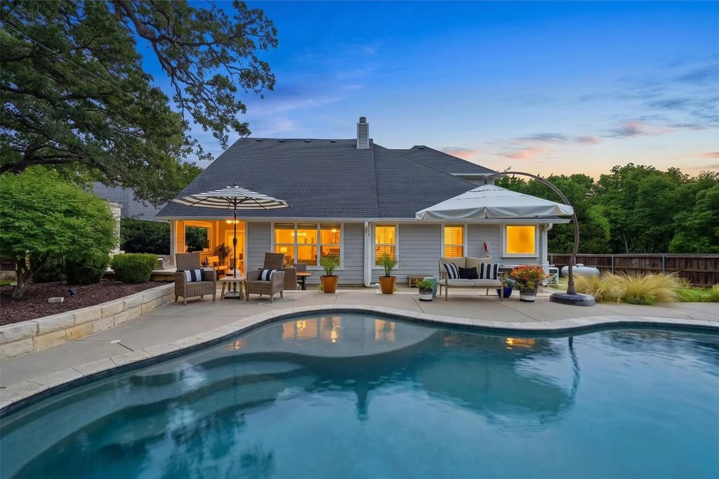 215 Pueblo Drive, Lake Kiowa