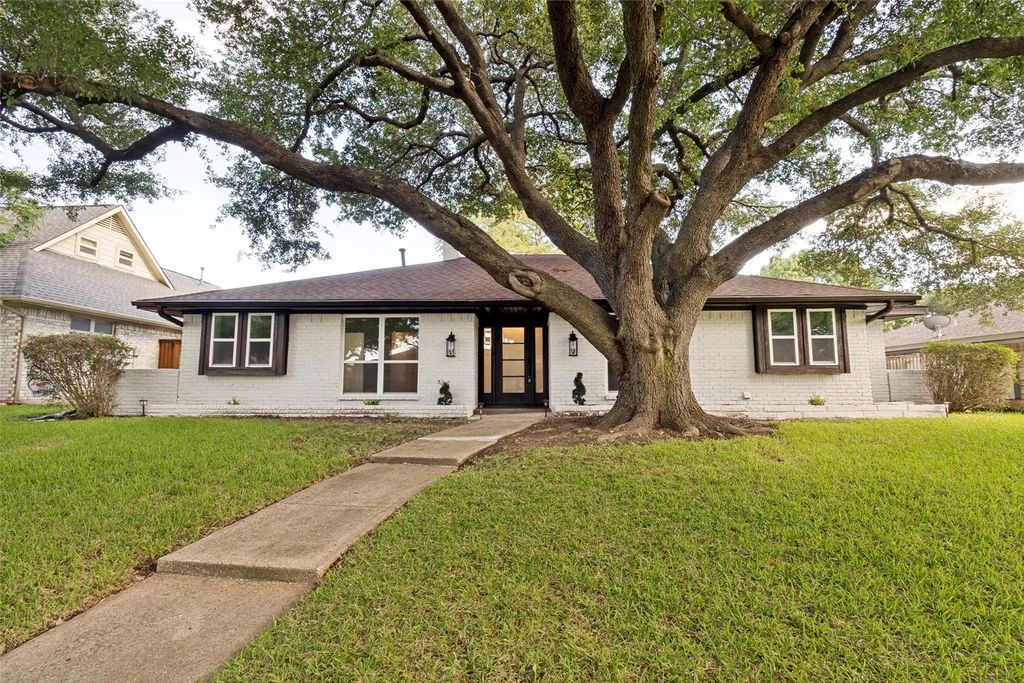 7214 Authon Drive, Dallas