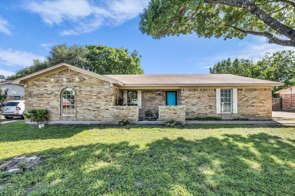 141 Travis Lane, Hewitt
