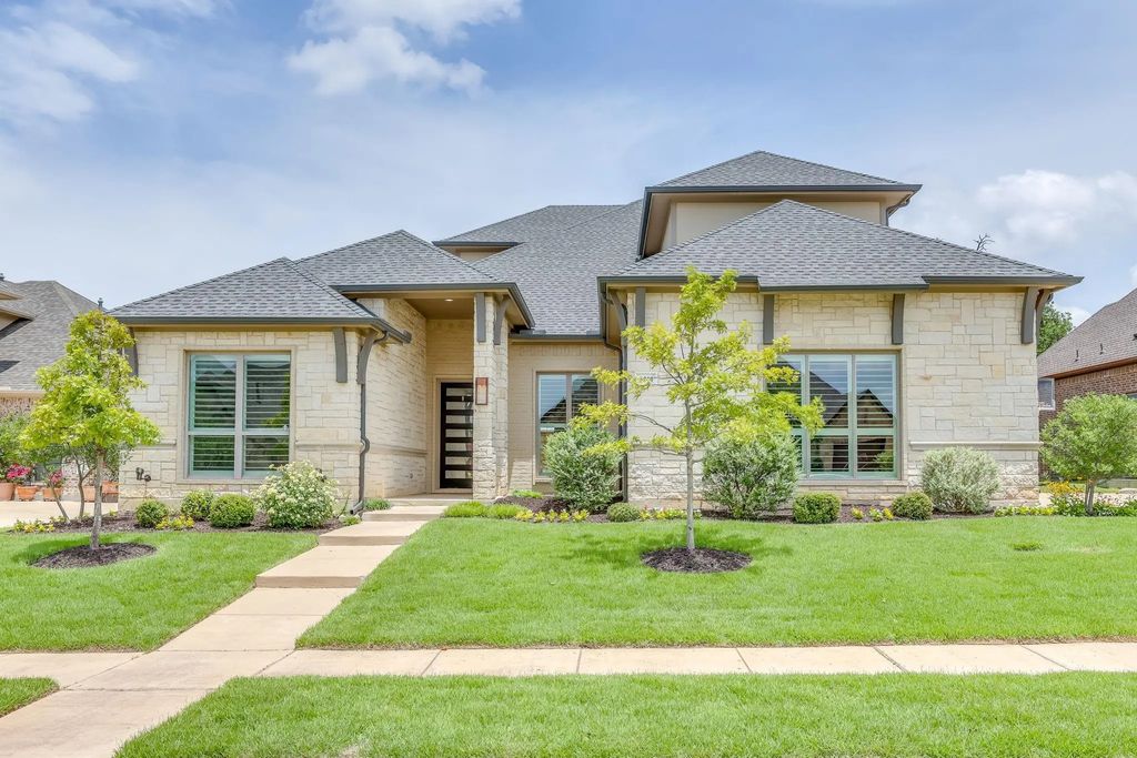 6444 Hawks Ridge Drive, North Richland Hills