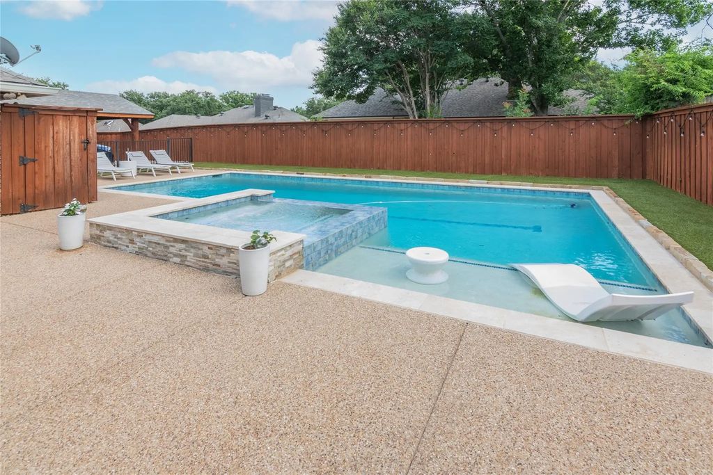 2919 Sweet Briar Street, Grapevine