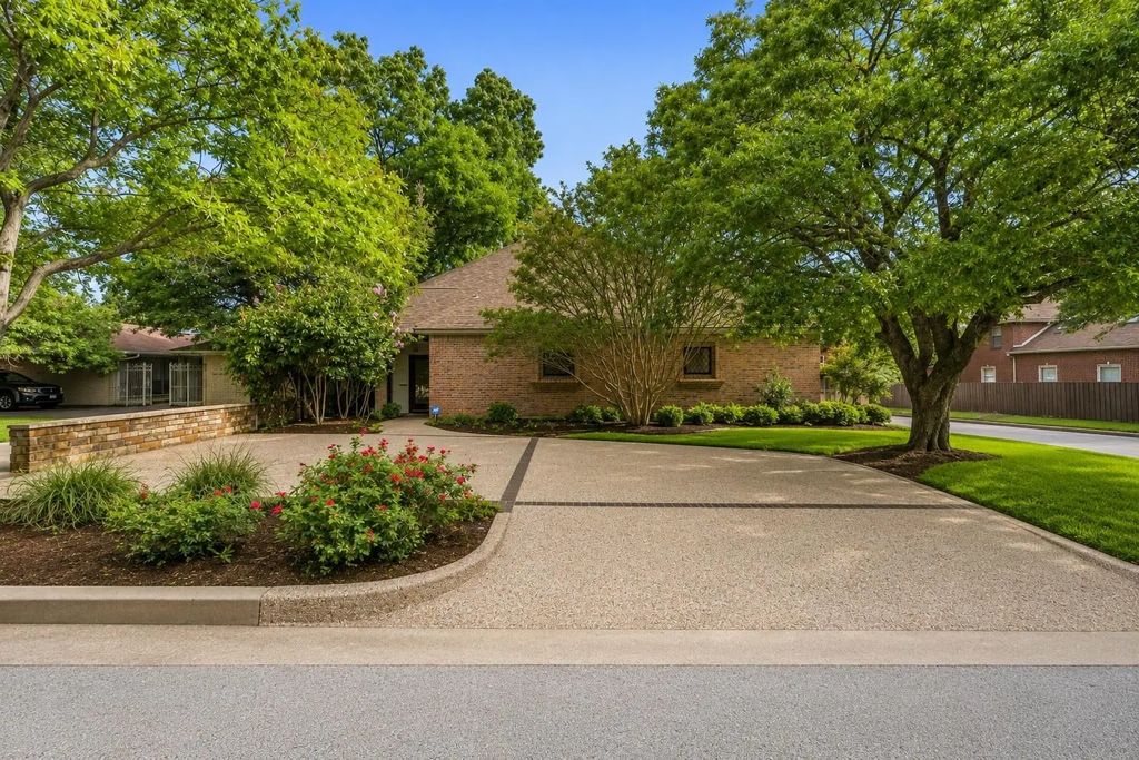4000 W 5th Street, Fort Worth