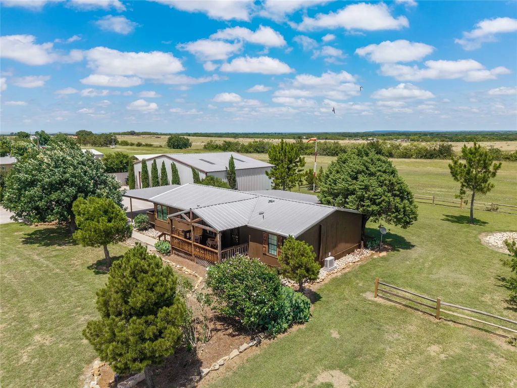 5450 Price Lane, Early