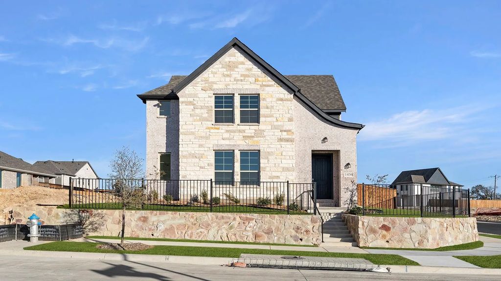605 Wicklow Court, Celina