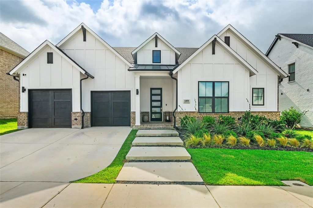 1401 Redbrick Lane, Northlake