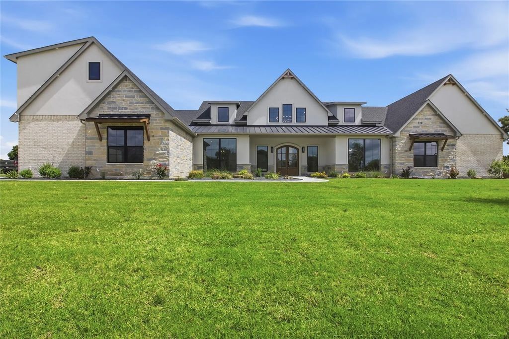 6300 Big Elk Drive, Fort Worth