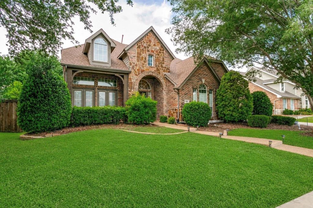 4261 Hunt Drive, Carrollton