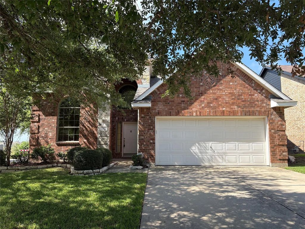 10701 Ambling Trail, Fort Worth